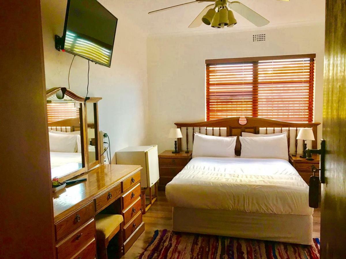 Mbalentle Guesthouse Bishop Lavis Luaran gambar